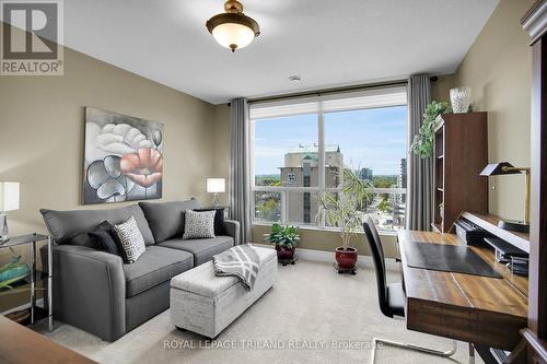 1206 - 250 Pall Mall Street, London East (East F), ON - Indoor Photo Showing Living Room