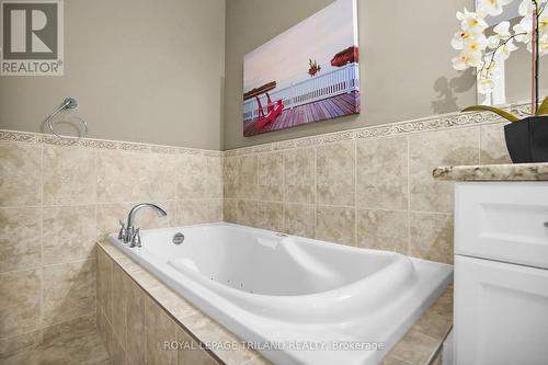 1206 - 250 Pall Mall Street, London East (East F), ON - Indoor Photo Showing Bathroom