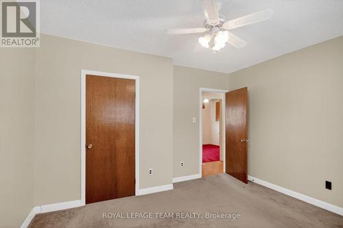 1494 Meadow Drive, Ottawa, ON - Indoor Photo Showing Other Room
