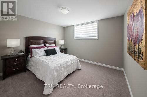 38 Billings Avenue W, South Dundas, ON - Indoor Photo Showing Bedroom