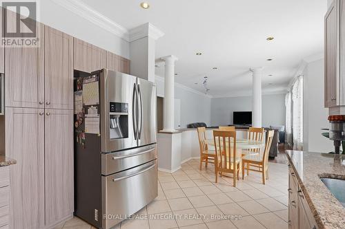 2104 Sandy Oaks Drive, Ottawa, ON - Indoor