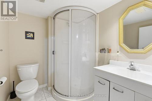 2104 Sandy Oaks Drive, Ottawa, ON - Indoor Photo Showing Bathroom