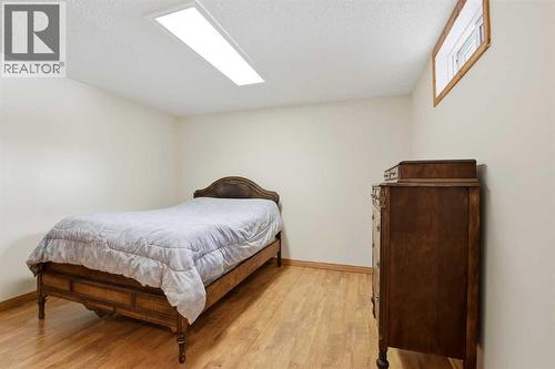 4421 35 Avenue, Red Deer, AB - Indoor Photo Showing Bedroom