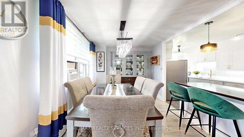 1219 - 551 The West Mall, Toronto, ON - Indoor Photo Showing Dining Room