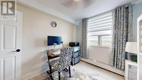 1219 - 551 The West Mall, Toronto, ON - Indoor Photo Showing Office