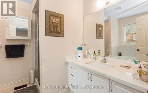491 Landsborough Avenue, Milton, ON - Indoor Photo Showing Bathroom