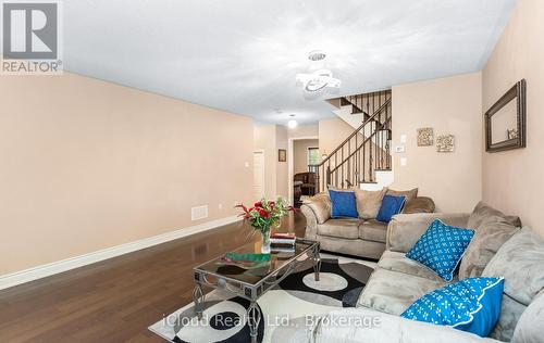 491 Landsborough Avenue, Milton, ON - Indoor Photo Showing Living Room