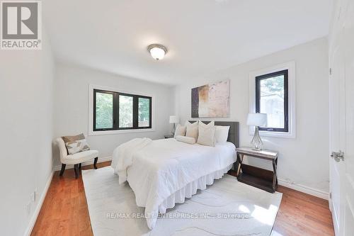 1389 Milton Avenue, Mississauga, ON - Indoor Photo Showing Bedroom