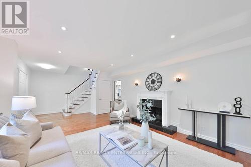 1389 Milton Avenue, Mississauga, ON - Indoor Photo Showing Living Room