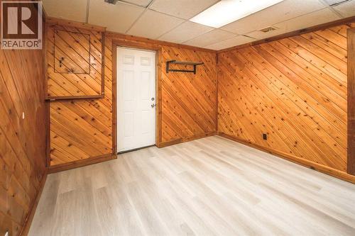 20 Bernard Way Nw, Calgary, AB - Indoor Photo Showing Other Room