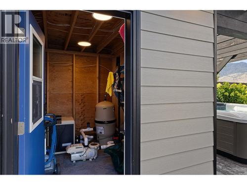 338 Rue Cheval Noir, Kamloops, BC - Outdoor With Exterior