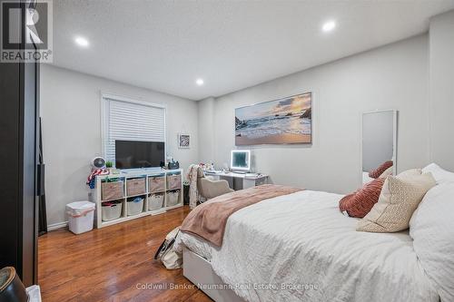 79 Janefield Avenue, Guelph (Dovercliffe Park/Old University), ON - Indoor Photo Showing Bedroom