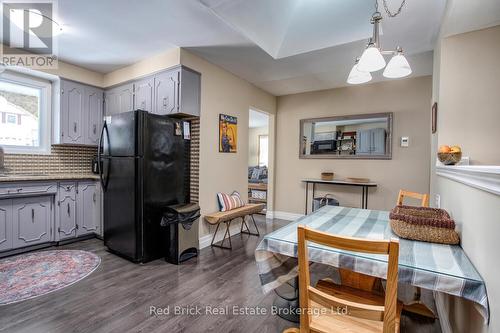 235 Wellington Street, Centre Wellington (Fergus), ON - Indoor Photo Showing Dining Room