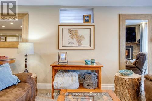 235 Wellington Street, Centre Wellington (Fergus), ON - Indoor