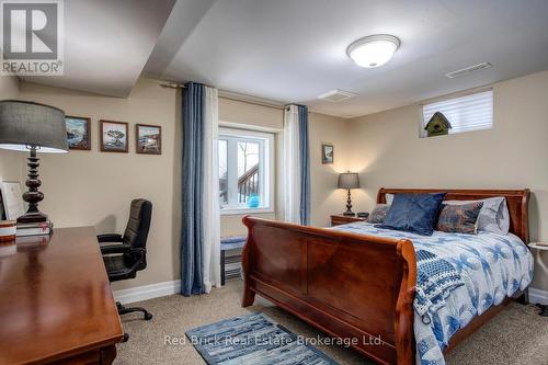 235 Wellington Street, Centre Wellington (Fergus), ON - Indoor Photo Showing Bedroom