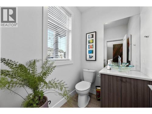787 Stansfield Road, Kamloops, BC - Indoor Photo Showing Bathroom
