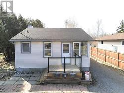 17 Clairmont Street Sudbury, ON P3B 3S4