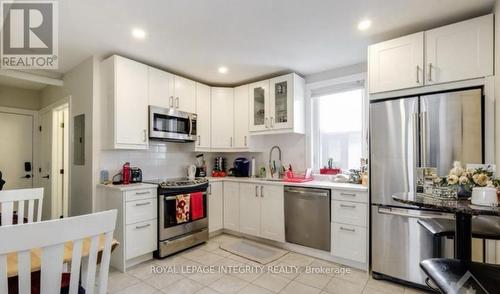 73 Renfrew Avenue, Ottawa, ON - Indoor Photo Showing Kitchen