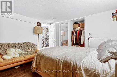 73 Renfrew Avenue, Ottawa, ON - Indoor Photo Showing Bedroom