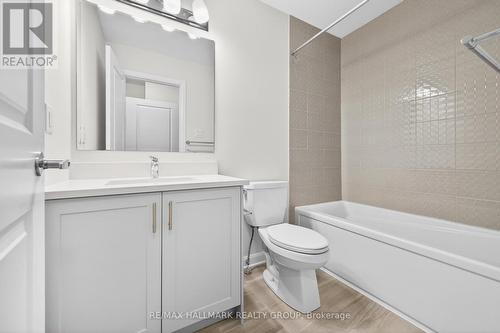 887 Eileen Vollick Crescent, Ottawa, ON - Indoor Photo Showing Bathroom