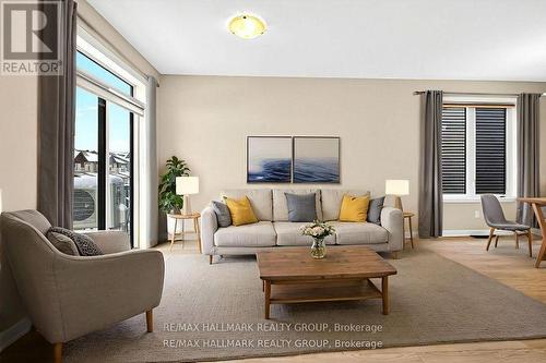 348 Raheen Court Ottawa Circuit, Ottawa, ON - Indoor Photo Showing Living Room