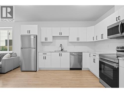 137 Whitefish Road, Vernon, BC - Indoor Photo Showing Kitchen