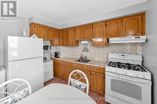 93 Marchmount Road, Toronto, ON - Indoor Photo Showing Kitchen