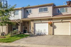 8 - 301 WASHBURN WAY  Toronto, ON M1B 1K4