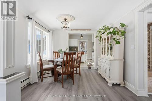 116 Burton Avenue, Barrie, ON - Indoor Photo Showing Dining Room
