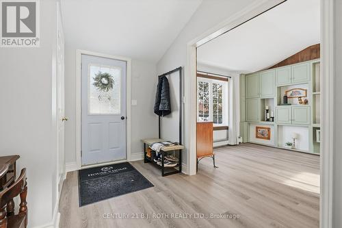 116 Burton Avenue, Barrie, ON - Indoor Photo Showing Other Room