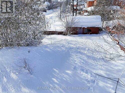 201 Canice Street, Orillia, ON - Outdoor