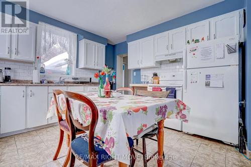 201 Canice Street, Orillia, ON - Indoor Photo Showing Kitchen
