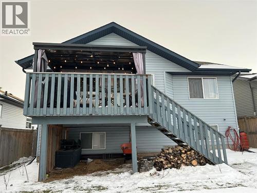 10 Wilkinson Circle, Sylvan Lake, AB - Outdoor With Exterior