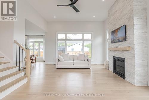 619 Brian Street, Fort Erie (Crescent Park), ON - Indoor Photo Showing Living Room With Fireplace