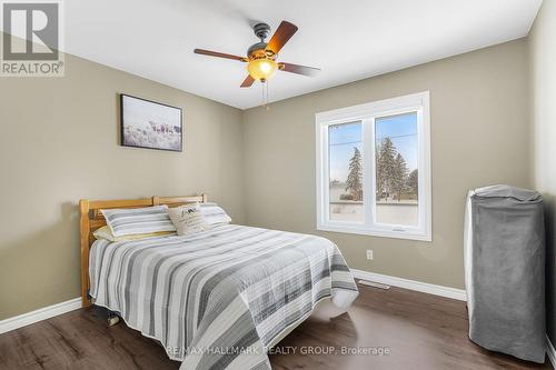 2431 Bay Road, Champlain, ON - Indoor Photo Showing Bedroom