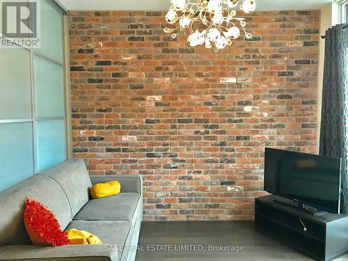 533 - 88 Colgate Avenue, Toronto, ON - 