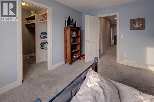1721 20 Avenue Nw, Calgary, AB - Indoor Photo Showing Bedroom