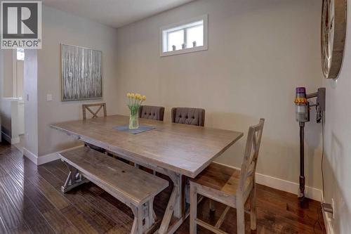 1721 20 Avenue Nw, Calgary, AB - Indoor Photo Showing Dining Room