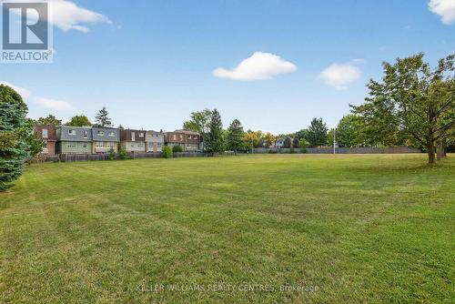 100 Poplar Crescent, Aurora, ON - Outdoor