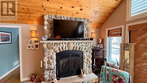 26 Fenton Drive, Saugeen Shores, ON - Indoor Photo Showing Living Room With Fireplace