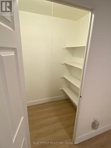 307 - 573 Mornington Avenue S, London East (East G), ON - Indoor With Storage