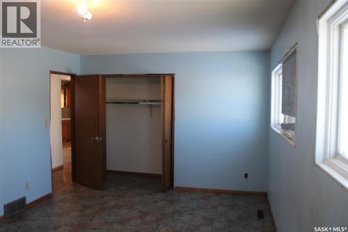 413 1St Street, Kipling, SK - Indoor Photo Showing Other Room