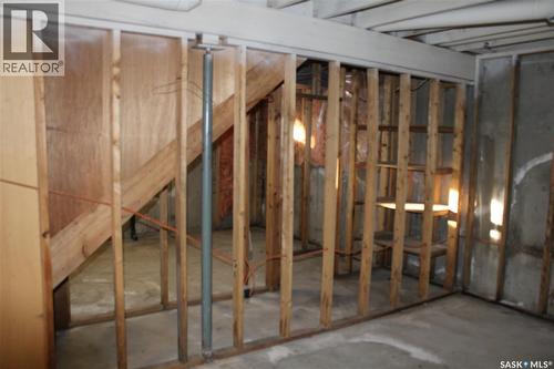 413 1St Street, Kipling, SK - Indoor