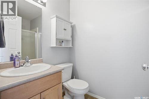 18 4425 Nicurity Drive, Regina, SK - Indoor Photo Showing Bathroom