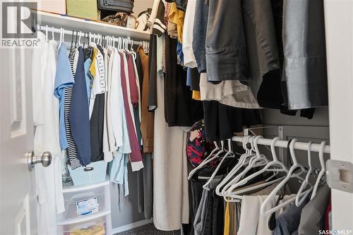 18 4425 Nicurity Drive, Regina, SK - Indoor With Storage