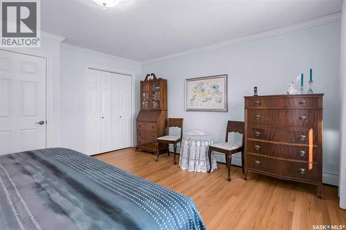 1726 Alexandra Avenue, Saskatoon, SK - Indoor Photo Showing Bedroom