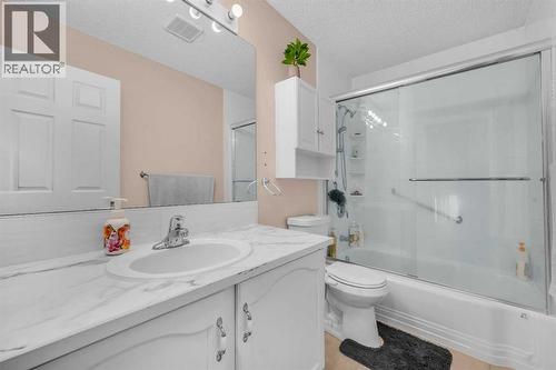 131 Coral Springs Circle Ne, Calgary, AB - Indoor Photo Showing Bathroom
