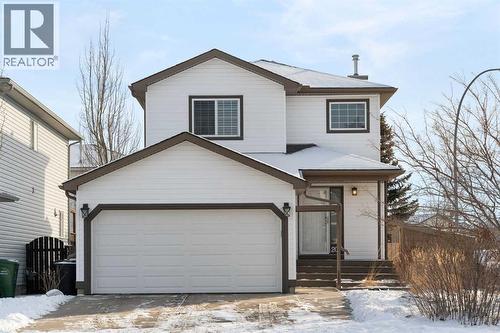 201 Harvest Creek Close NE  Calgary, AB T3K 4P6