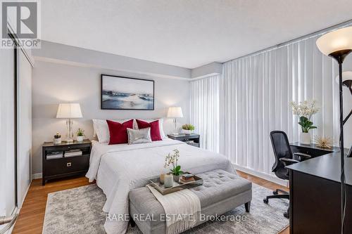 310 - 18 Valley Wood Drive, Toronto, ON - Indoor Photo Showing Bedroom