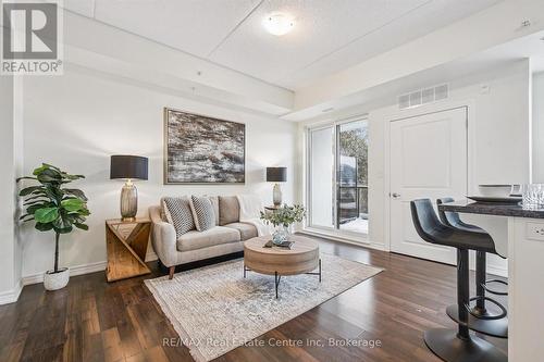 210 - 1280 GORDON STREET  Guelph (Kortright East), ON N1L 0N6